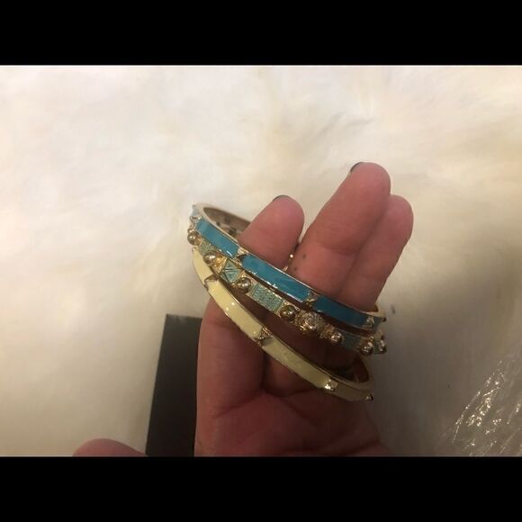 Boutique bangle set  #4 - Picture 4 of 4